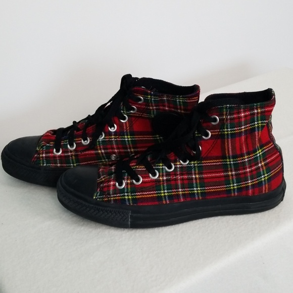 red tartan converse